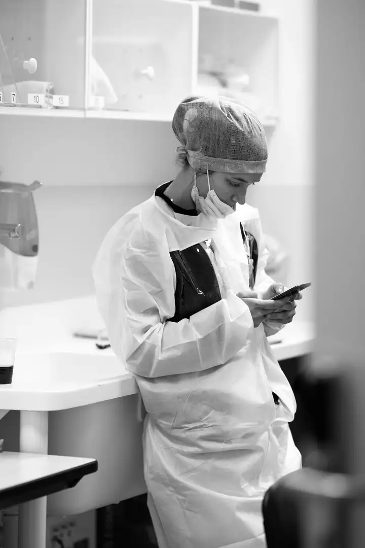 Aurelie lamour photographe reportage medecin covid hopital drome 00003.