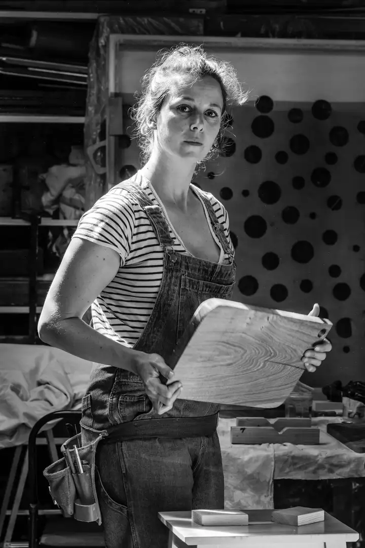 Aurelie lamour photographe portrait reportage corporate femme ebeniste 2.