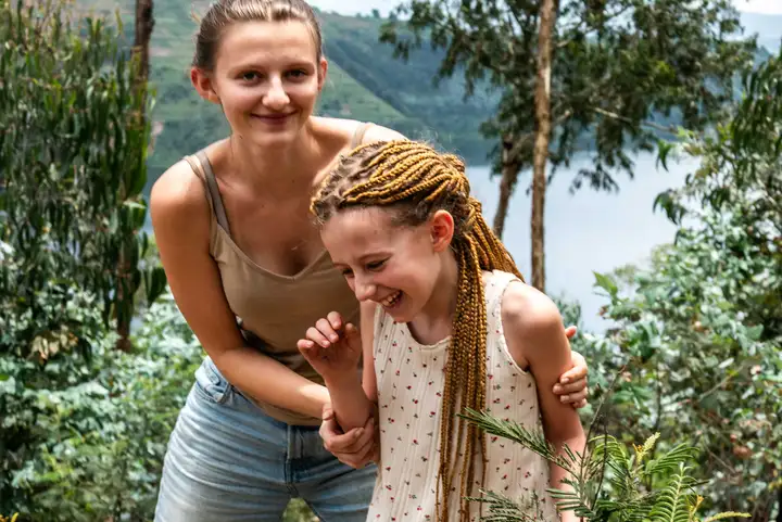 Aurelie lamour photographe reportage rwanda soeurs 2.
