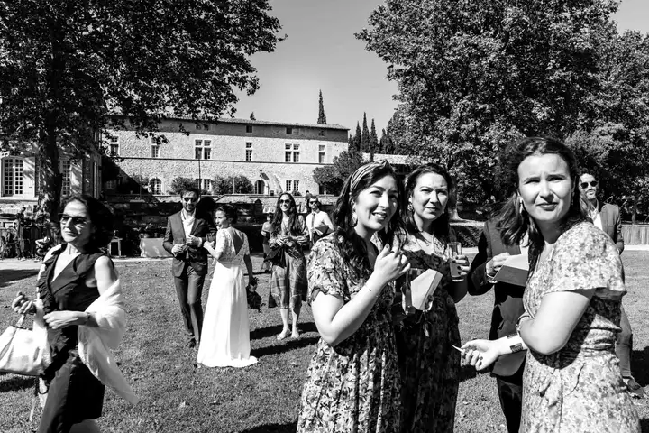 Aurelie lamour photographe drome mariage bouquet maries vindhonneur 6.