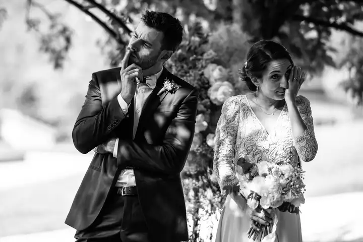 Aurelie lamour photographe drome mariage ceremonie maries 25.