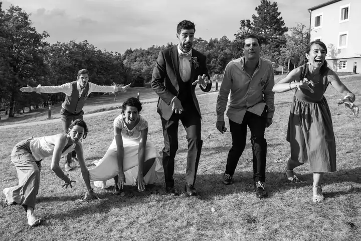 Aurelie lamour photographe drome mariage goupe maries 3.