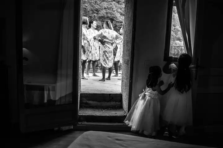 Aurelie lamour photographe drome mariage preparatif maries 2.