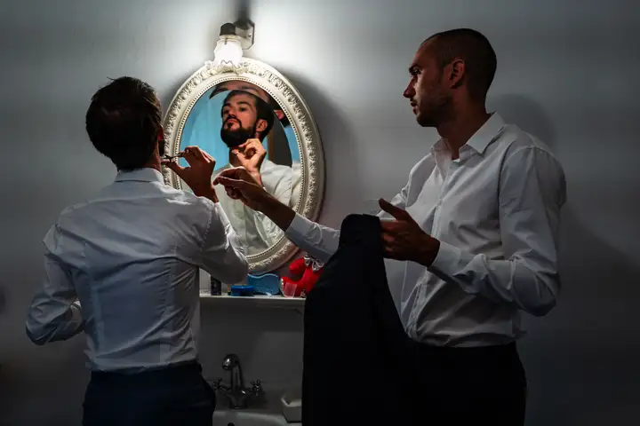 Aurelie lamour photographe drome mariage preparatif maries 4.