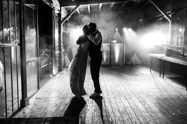 Aurelie lamour photographe drome mariage soiree 4.