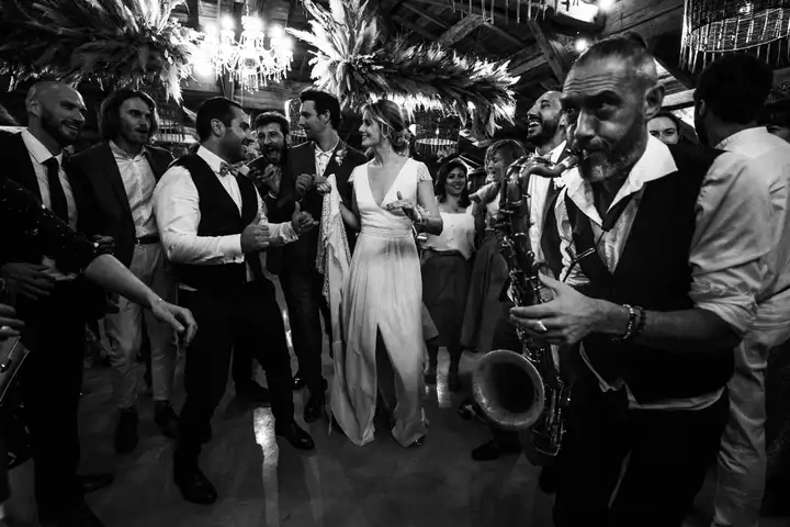 Aurelie lamour photographe drome mariage soiree 8.