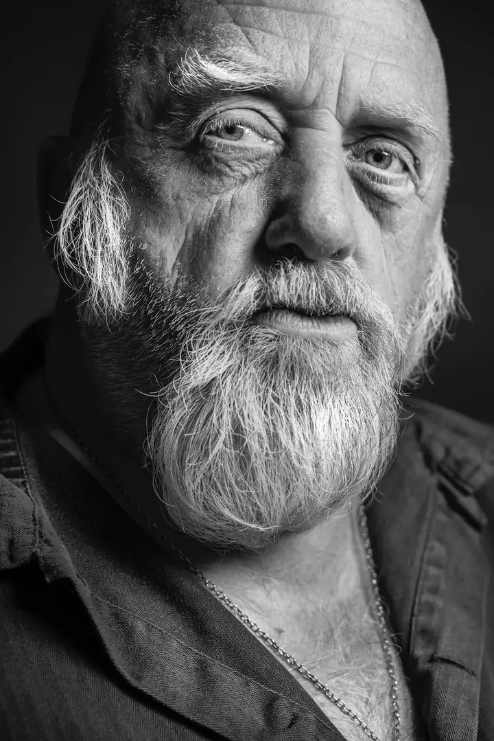 Aurelie lamour photographe portraitiste de france 2023 homme 1.