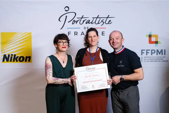 Aurelie lamour photographe portraitiste de france 2025 diplome.